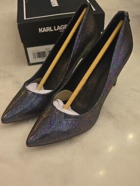 New In Box Karl Lagerfeld Paris Royale Pumps. Various Sizes